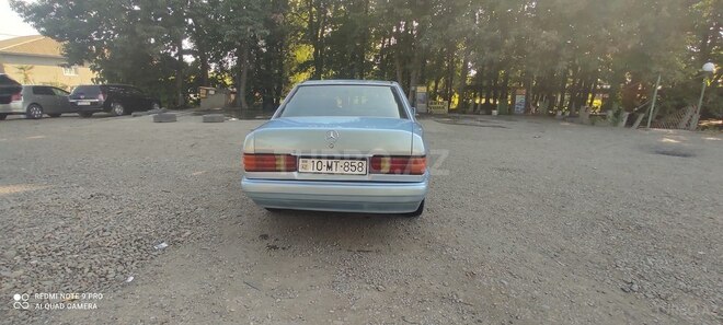 Mercedes 190-5