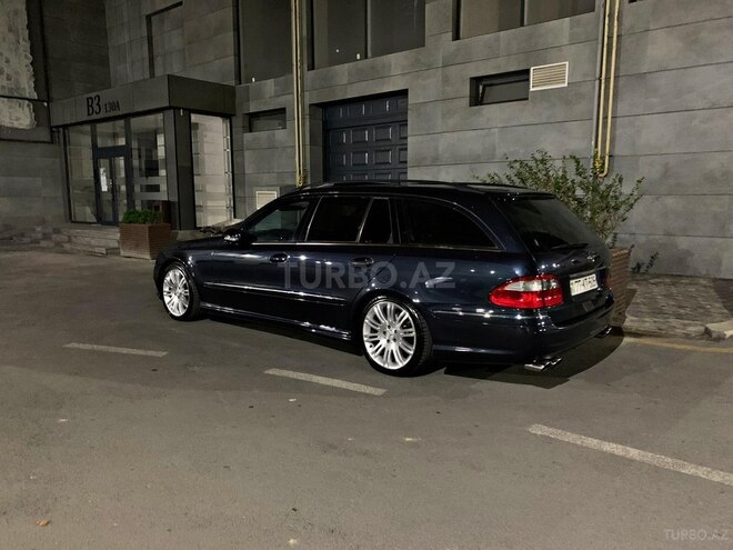 Mercedes E 220-6