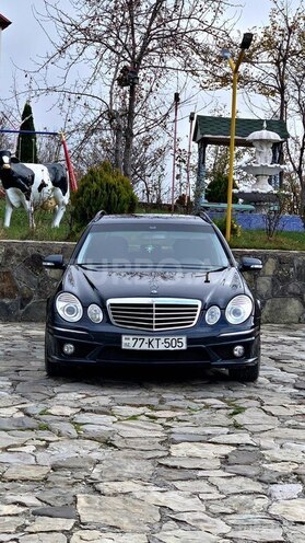 Mercedes E 220-5