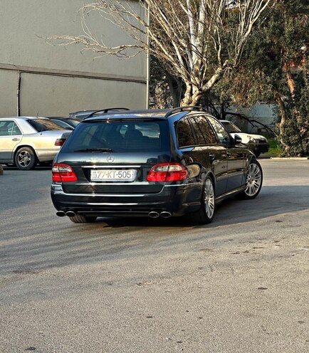 Mercedes E 220-7