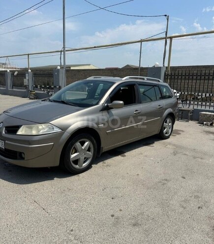 Renault Megane-6