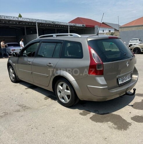 Renault Megane-2