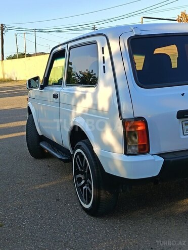 LADA (VAZ) Niva-6