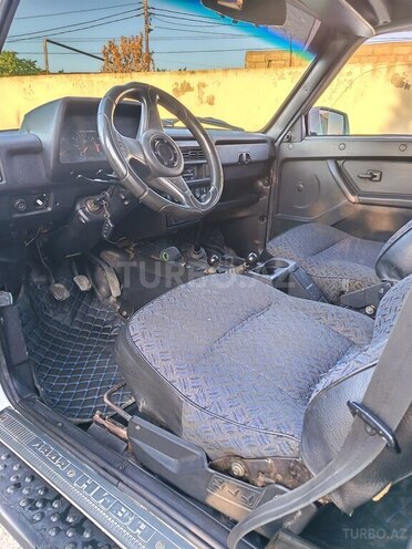LADA (VAZ) Niva-3