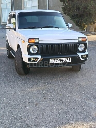 LADA (VAZ) Niva-9