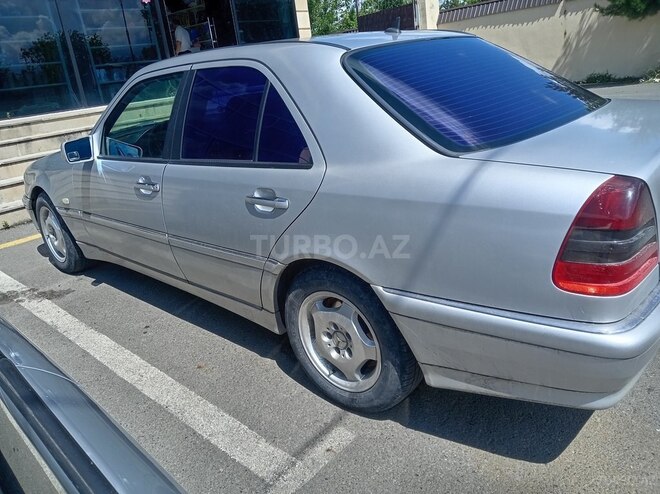 Mercedes C 240-3