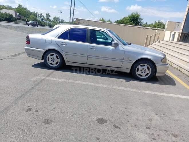 Mercedes C 240-2