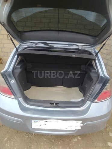 Opel Astra-2
