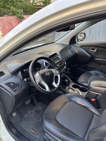 Hyundai ix35-7