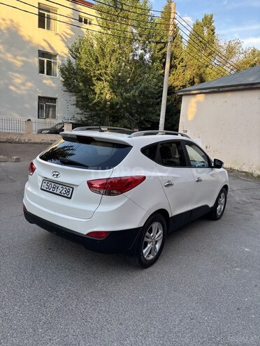 Hyundai ix35-5