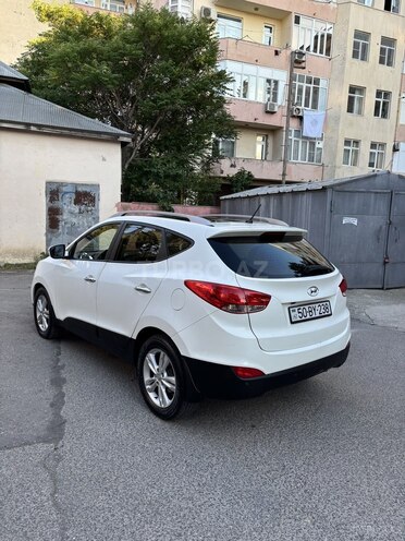 Hyundai ix35-4