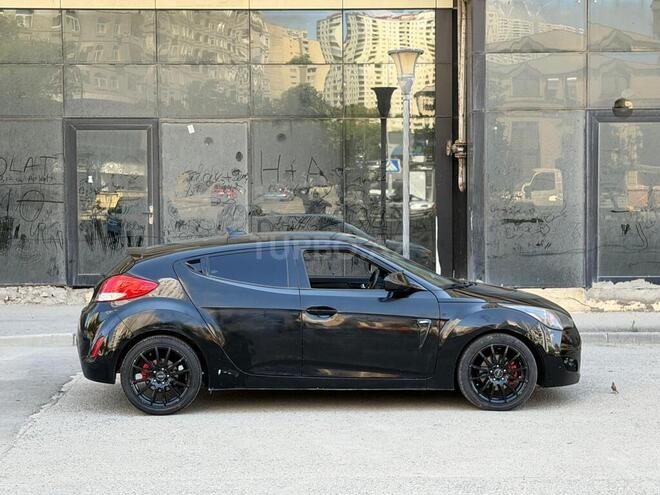 Hyundai Veloster-18