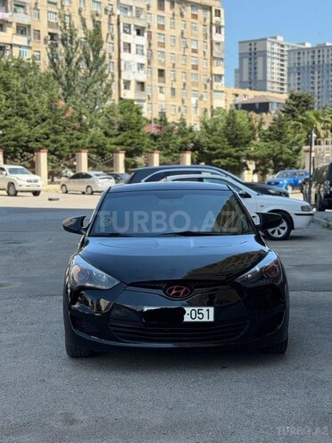 Hyundai Veloster-12