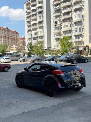 Hyundai Veloster-15