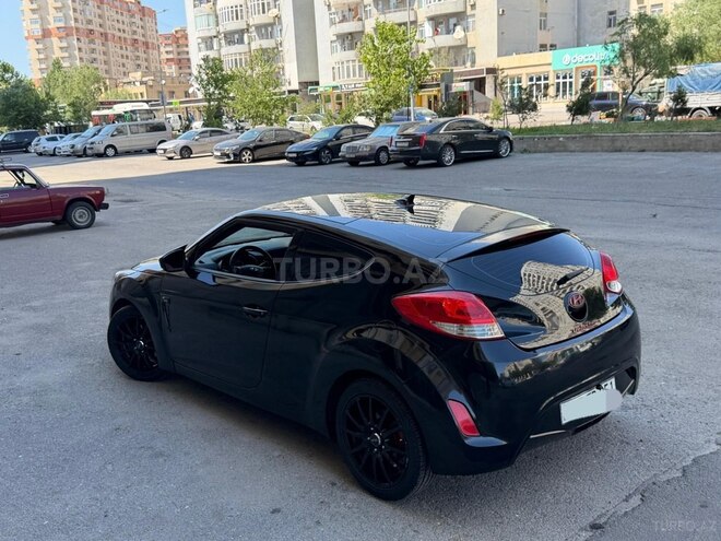 Hyundai Veloster-8