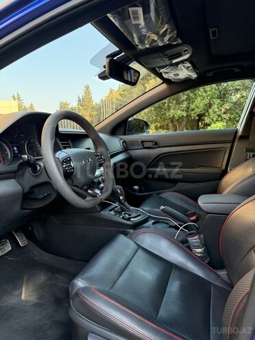 Hyundai Elantra-7