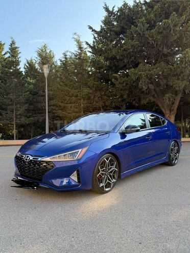 Hyundai Elantra-2