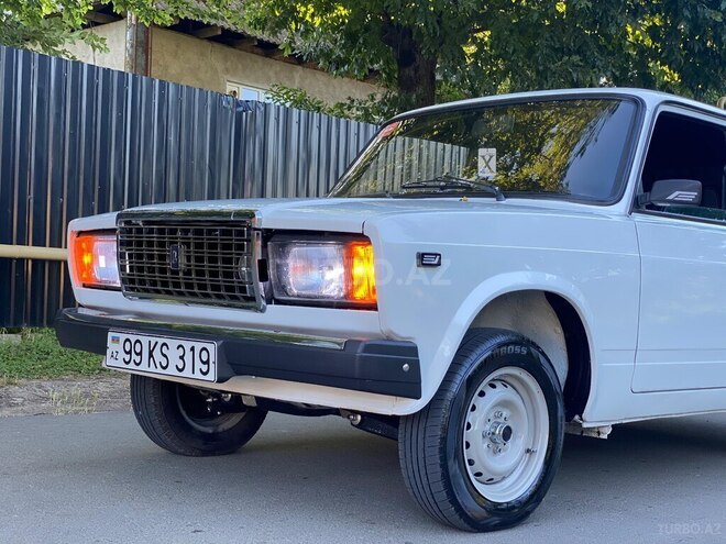 LADA (VAZ) 2107-9