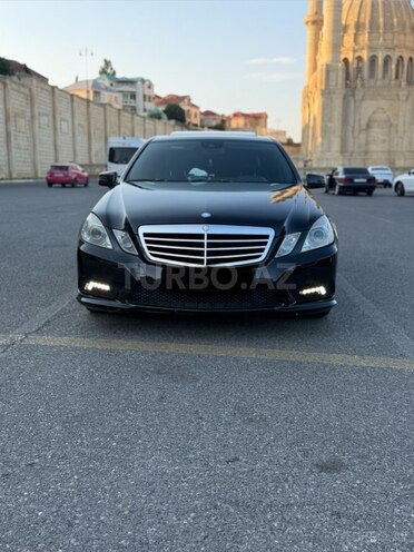 Mercedes E 250-1