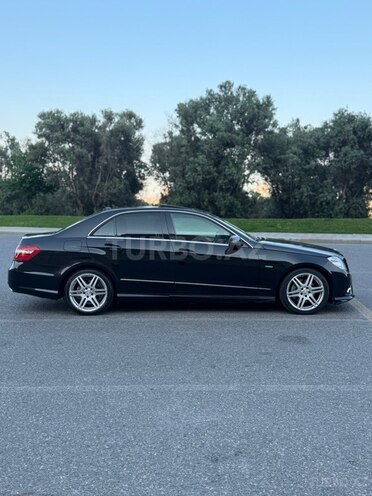 Mercedes E 250-8