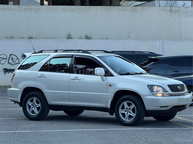 Toyota Harrier-3