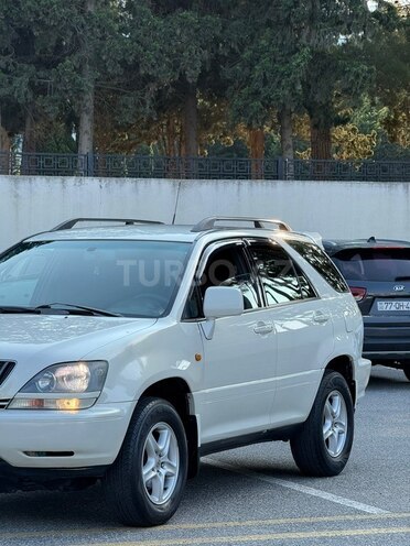 Toyota Harrier-6