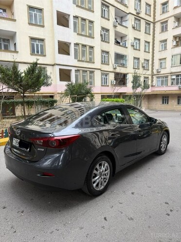 Mazda 3-3