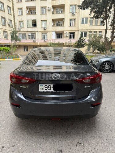 Mazda 3-2
