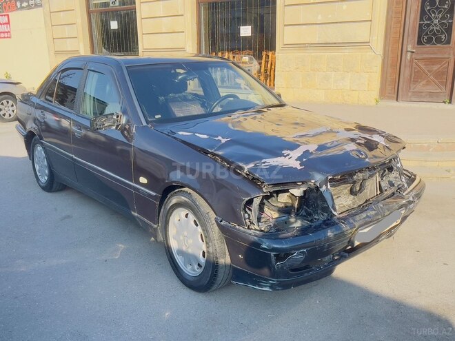 Mercedes C 180-3