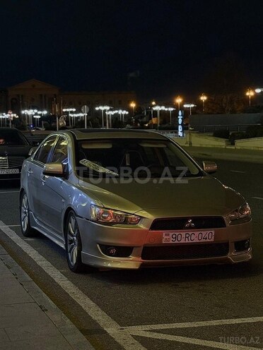 Mitsubishi Lancer-3
