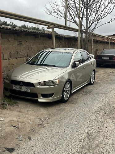 Mitsubishi Lancer-8