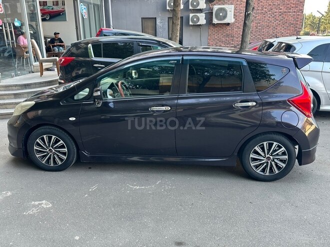 Nissan Note-4