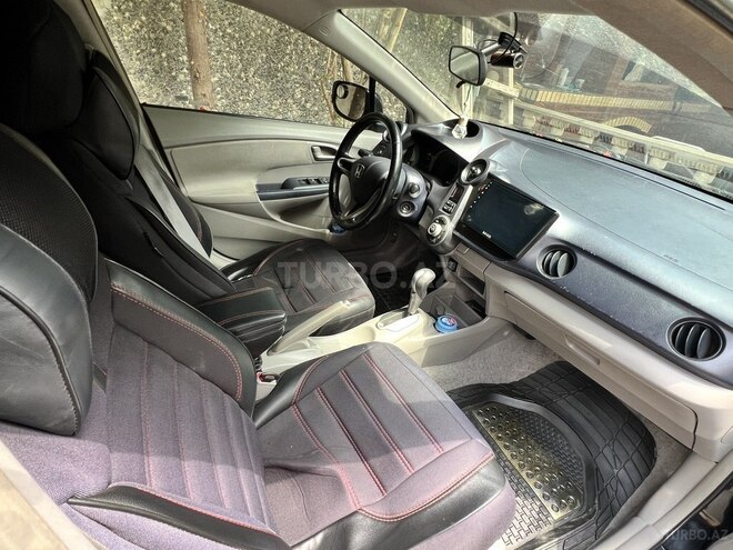 Honda Insight-12