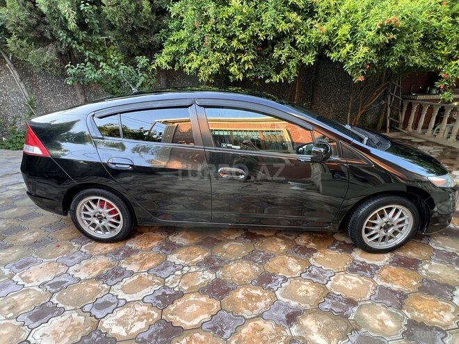 Honda Insight-2