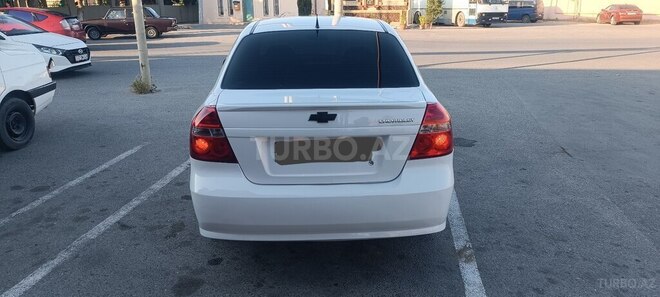 Chevrolet Aveo-4