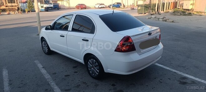 Chevrolet Aveo-7