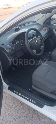 Chevrolet Aveo-11