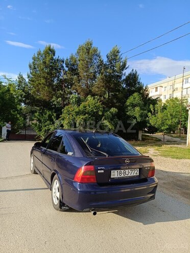 Opel Vectra-3