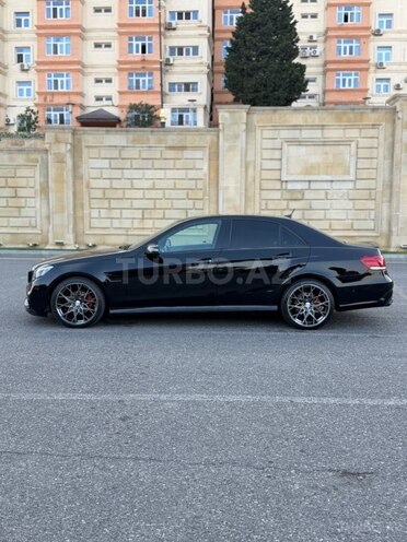 Mercedes E 250-7