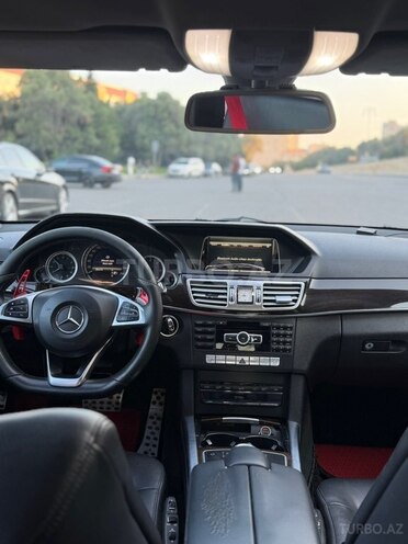 Mercedes E 250-9