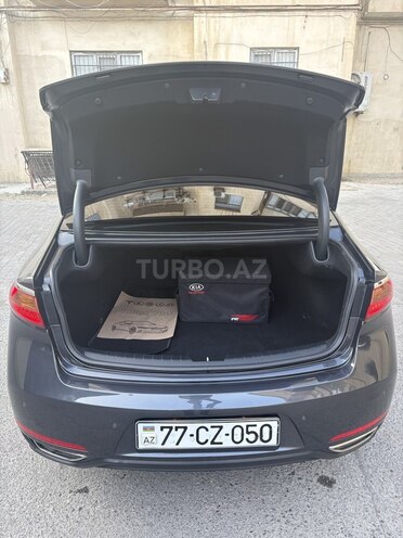 Kia K7-10