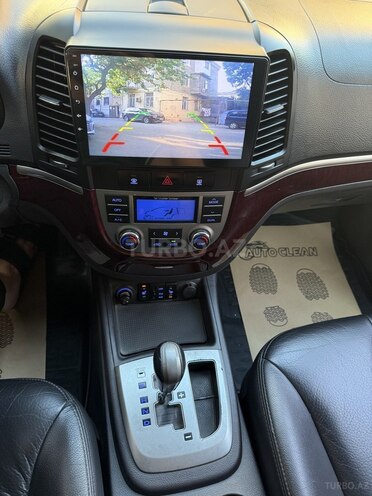 Hyundai Santa Fe-15