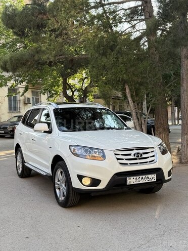 Hyundai Santa Fe-4