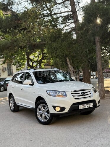 Hyundai Santa Fe-1