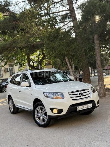 Hyundai Santa Fe-6