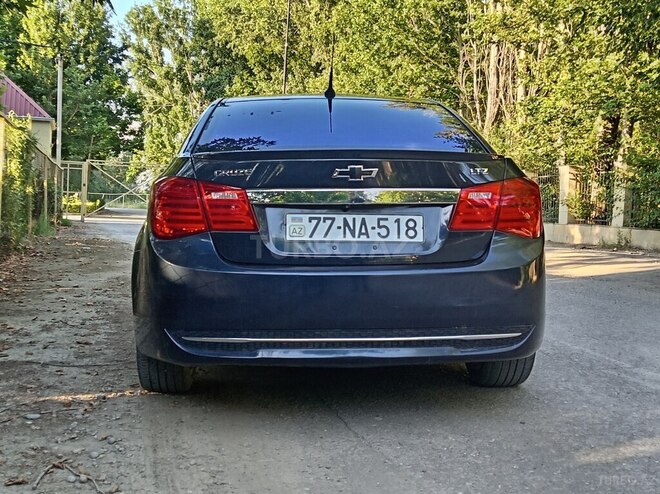 Chevrolet Cruze-2