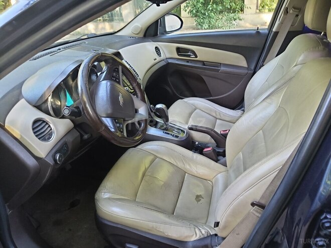 Chevrolet Cruze-7
