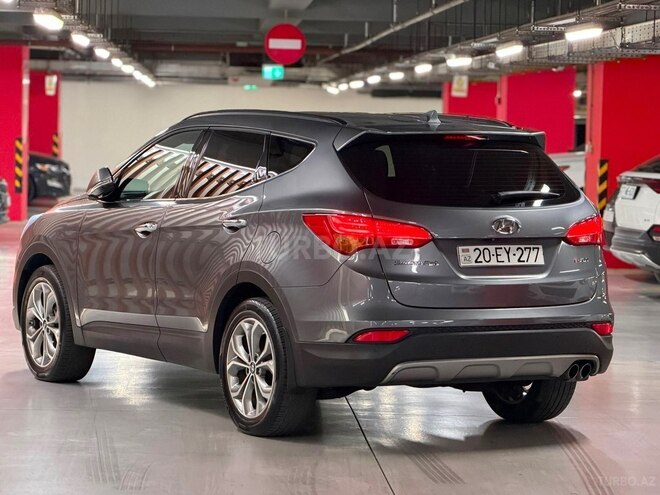 Hyundai Santa Fe-5