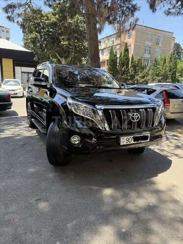 Toyota Land Cruiser Prado-1
