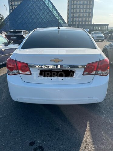 Chevrolet Cruze-2